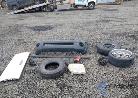 2007 Toyota Tacoma from USA, damaged, VIN 5TEUX42N87Z393835